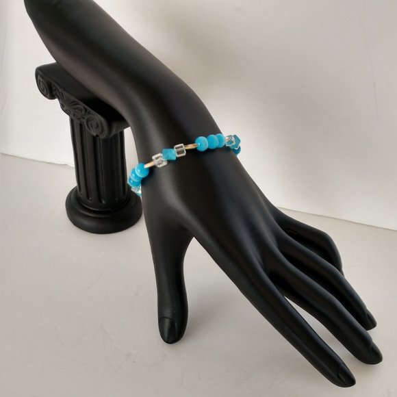 Aqua Blue Beaded Bracelet with Banded Agate Beads Handmade 8 inches - Picture 14 of 16